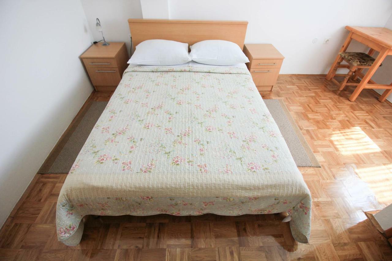 Hotel House Milan à Rastovača Extérieur photo