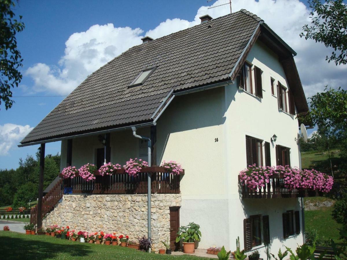 Hotel House Milan à Rastovača Extérieur photo